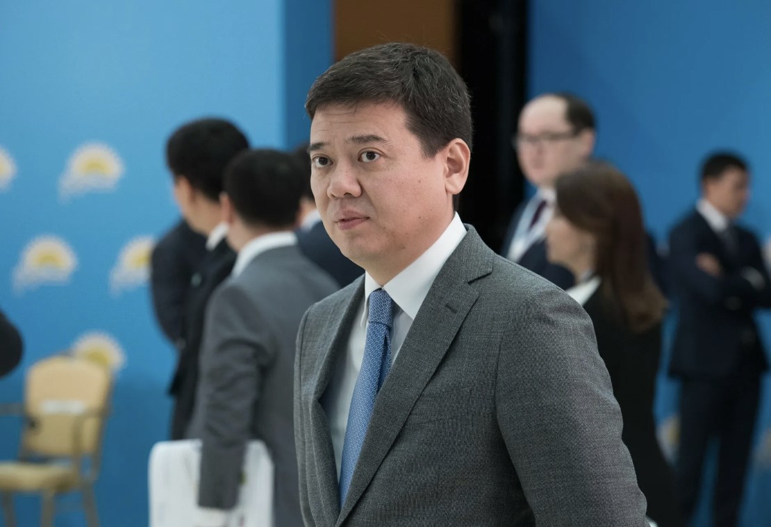 Марат Бекетаев премьер-министрдің кеңесшісі қызметінен кетті - Басты ...